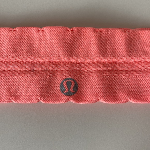 Lululemon women’s headband - Picture 2 of 5